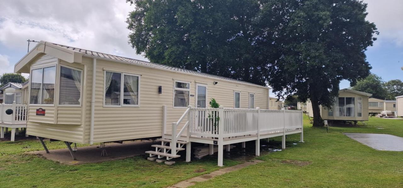 Отель D & A Short Breaks - St Margarets Bay, Dover Сент-Маргарет-эт-Клиф Экстерьер фото