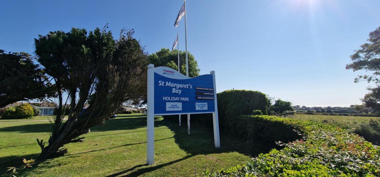 Отель D & A Short Breaks - St Margarets Bay, Dover Сент-Маргарет-эт-Клиф Экстерьер фото